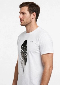 ONETEN APPAREL T-shirt blanc à manches courtes pour homme, coupe classique, col rond, avec imprimé plumes noires - Product Image 4