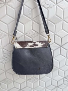 Bolso de Hombro de Cuero Vacuno de Diseño para Mujer, Estilo Occidental, Nueva Llegada, Bolso de Mano Bohemio de Piel con Pelo, Multiusos - Product Image 4