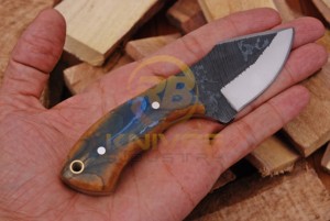 Couteau à lame fixe personnalisé – Couteau de chasse et de camping plein air à lame pleine longueur avec manche ergonomique en résine - Product Image 5