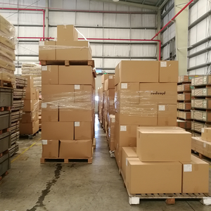 Roues de chariot en plastique dur robustes Bouteilles de parfum et pulvérisateurs à pompe à main Pulvérisateurs en verre pour bouchons de bouteilles d'emballage de cosmétiques - Product Image 4