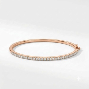 Bracelet jonc tennis délicat VB-SR91 en or massif 14 carats avec diamants de laboratoire, demi-éternité, empilable, bijou minimaliste pour le quotidien - Product Image 1