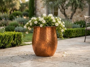 Maceta Moderna de Metal con Diseño de Cobre Martillado, Macetero Interior Minimalista con Acabado Tallado a Mano, Duradero para Decoración del Hogar, MORADABAD ART - Product Image 3