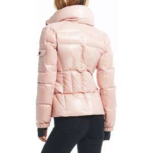 Chaquetas Acolchadas Ligeras y Cálidas al por Mayor con Logotipo Personalizado, Chaqueta Acolchada de Invierno para Mujer, Color Sólido, Rellena de Plumón - Product Image 3