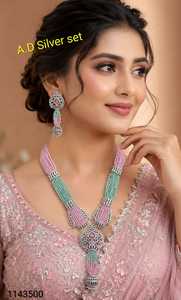 Ensemble collier et boucles d'oreilles en perles de zircon bleu marine de qualité supérieure, plaqué argent, en laiton, pour femmes, bijoux élégants de créateur pour mariage et fêtes nuptiales - Product Image 4