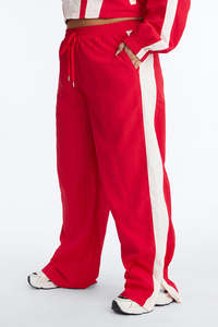 Pantalon de survêtement unisexe léger en tissu coupe-vent avec empiècements contrastants rouges, style streetwear, fournisseur en gros, pantalon pour homme - Product Image 6