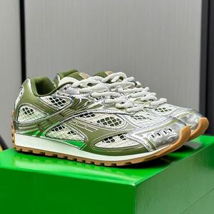 Chaussures de course décontractées en maille respirante de marque de créateur haut de gamme BV Orbit, à lacets et à enfiler, style sportif, collection 2026, pour la marche, effet nuage - Product Image 3