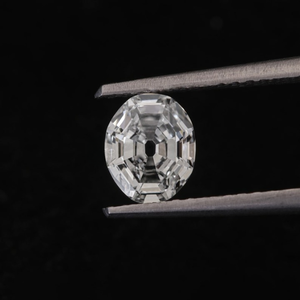 เพชรเม็ดเดี่ยว 1 กะรัต รับรองโดย IGI คุณภาพ VVS เพชรเพาะเลี้ยงในห้องปฏิบัติการ รูปทรงแฟนซีตัวอักษร O สำหรับทำจี้ ราคาดีที่สุดจากอินเดีย - Product Image 1