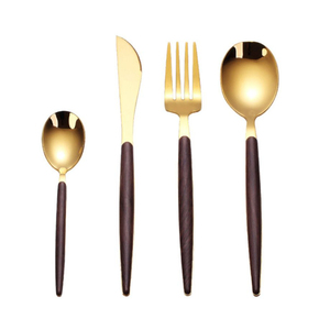 Service à dessert antique anglais en argent plaqué, avec poignées en nacre blanche et lames gravées, vaisselle de table à vendre - Product Image 3