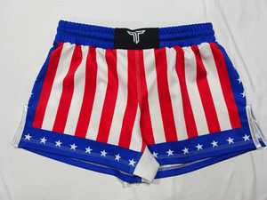 Shorts de Muay Thai professionnels avec une coupe athlétique flexible, tissu doux et coutures durables, conçus pour les hommes, OEM. - Product Image 6