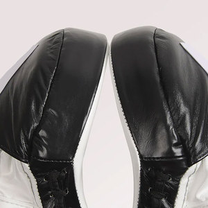 Mitaines d'entraînement professionnelles en cuir pour la boxe thaï, la boxe et le MMA - Product Image 4
