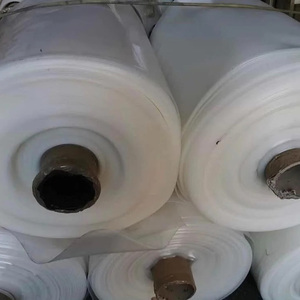 Rollos de Película Transparente LDPE de 120g de Alta Calidad a Bajo Precio, Grado de Moldeo Rotacional, Resistencia a Bajas Temperaturas - Product Image 1