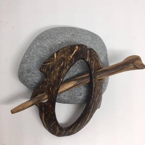 Bâtonnet à cheveux en bois naturel de style vintage fait à la main, épingle à cheveux rétro pour femmes, pour vêtements - Product Image 5