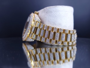นาฬิกาคุณภาพสูงแบบ Bustdown ประดับเพชร Moissanite VVS ระดับหรูหรา ระบบอัตโนมัติ - Product Image 3