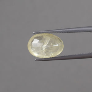 Zafiro Amarillo Suelto, Gema de 13x9mm, Corte Ovalado, 6.32 Quilates, Certificado IGI, 100% Natural, Cambio de Color por Encerado/Enhuacado, Buena Calidad - Product Image 3
