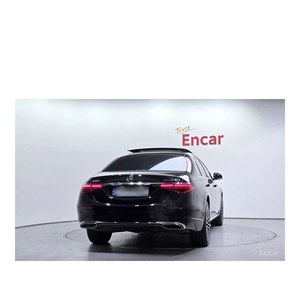 Mercedes-Benz Clase S S450L 4MATIC Modelo Diciembre 2023 con 27,990 km, Caja de Cambios Automática, Asientos de Cuero, Cámara Trasera - Product Image 4