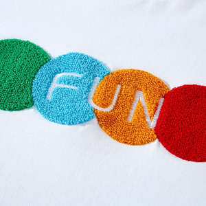 Camiseta de algodón para hombre de alta calidad con bordado de parches, estilo urbano, personalizada para hombre - Product Image 5