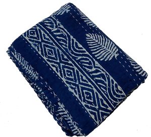 Colcha Kantha Hecha a Mano con Estampado Floral Índigo, Reversible, Ecológica, de Algodón, Tamaños King y Queen, para Hogar, Hotel, Boda - Product Image 2