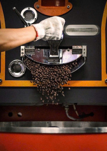 Cold Brew Roasted <b>Coffee</b> <b>Beans</b> Coarse Grind Available Smooth Flavor Low Bitterness Best for Refreshing Drinks - Product Image 4