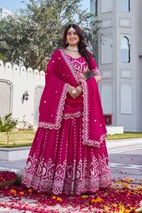 LAHENGA CHOLI DUPATTA para Fiesta, de Seda Pura Vichitra con Bordado de Hilo y Lentejuelas, Largo hasta el Suelo, Corte Regular - Product Image 5