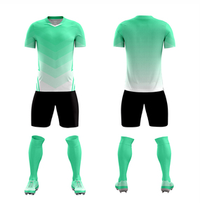 Tenue de football Premium Fit personnalisable avec logo d'équipe, maillot et short, séchage rapide, respirant, vêtements de sport pour équipes - Product Image 3