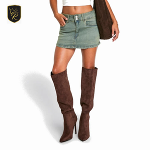 Jupe en jean courte vintage pour femme avec coutures de qualité supérieure, grande durabilité et décoration à la taille - Product Image 1