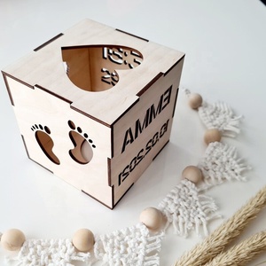 Boîte à lumière LED personnalisée Panneau mural en bois romantique pour les couples Cadeau de la Saint-Valentin - Product Image 3