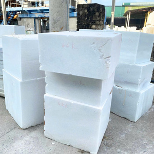 Bloc de marbre blanc calcite brut du Vietnam moderne, approvisionnement direct de la carrière, durable, écologique, imperméable, pierre naturelle pour villa extérieure - Product Image 2