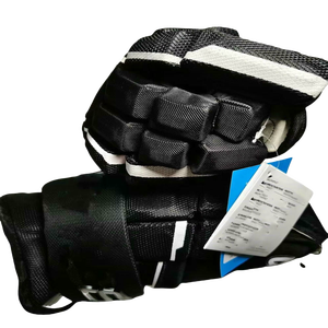 Gants de hockey sur glace XF Pro professionnels en maille respirante, paume renforcée absorbant les chocs, construction légère et flexible - Product Image 2