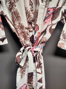 Bata Kimono de Algodón Suave Transpirable con Estampado de Bloques y Dibujos Animados Naaz Textile para Mujer, Camisón de Verano Hecho a Mano ODM con Cuello en V hasta la Rodilla - Product Image 3