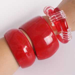 Chunky <b>Red</b> Resin Bangle <b>Bracelet</b>: Sculptural Statement Cuff Beige Resin Bangle Set - Product Image 5