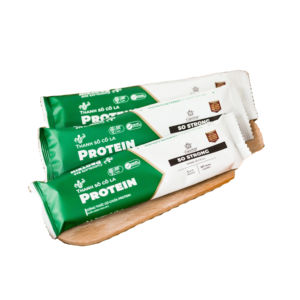 Barra de Chocolate Agridulce Saludable con Proteínas LEGENDARY CHOCOLATIER - 37g Negro Sólido Hecho en Vietnam - Product Image 1