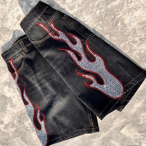 Shorts en jean tissé décontractés pour homme, noirs, style Y2K, hip-hop, baggy, cloutés, avec strass et impression numérique flamme - Product Image 2