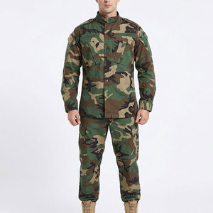 Uniforme de Paintball con Diseño y Logotipo Personalizados, Ropa Deportiva Táctica Resistente con Tela Transpirable para Actividades al Aire Libre - Product Image 1