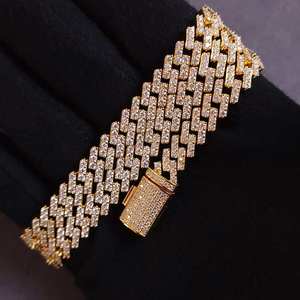 สร้อยคอคิวบันเพชรโมอิสซาไนต์เงินแท้ 925 ชุบทอง 8 มม. ทรงเหลี่ยมเจียระไนแบบบริลเลียนท์ สไตล์ฮิปฮอป เครื่องประดับสำหรับทุกเพศ เหมาะสำหรับงานปาร์ตี้ ของขวัญ - Product Image 5