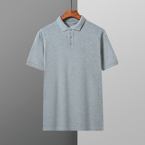Polo de manga corta para hombre con logo OEM personalizado, nuevo, liso, con solapa, ajuste holgado, transpirable, a la moda, estilo casual de marca, de punto. - Product Image 5