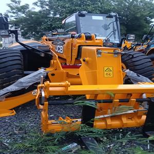 High performance diesel tele handler construction sites electric assisted precision lifting and rugged industrial reliability - Product Image 5