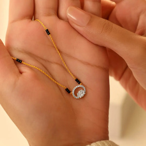 สร้อยคอประดับเพชรรูปไข่ประดับลูกปัดสีดำตามวัฒนธรรมดั้งเดิม - Product Image 4