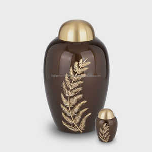 Belle et intemporelle urne funéraire blanche pour adultes pour les cendres humaines Grande urne funéraire émaillée - Product Image 1