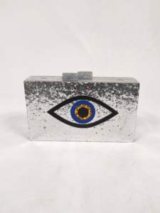 Bolso de mano de resina de lujo hecho a mano con detalles florales, elegante monedero para mujer, ideal para fiestas y regalos - Product Image 6