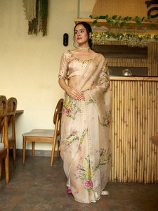Sari magnifique à imprimé floral spécial pour les occasions spéciales (fêtes, réceptions, quotidien) avec un magnifique tissu pour la blouse, à prix raisonnable - Product Image 3