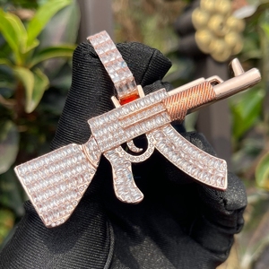 Pendentif Hip Hop en Diamant de Laboratoire Taille Baguette, Style Rapper Iced Out, Pendentif Pistolet - Product Image 5