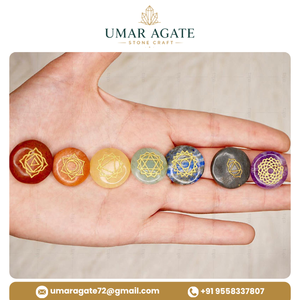 Juego de piedras de cristal de chakra, 7 discos redondos de piedras preciosas grabados con símbolos de Reiki para decoración del hogar, forma circular pulida - Product Image 3