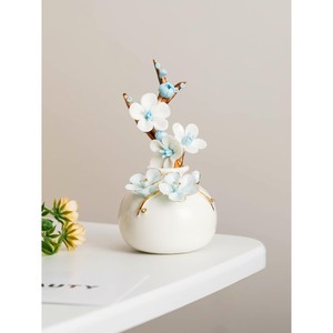 Minimalist Modern Eco-Friendly Decor 4-8 Inches Glazed <b>Ceramic</b> <b>Vase</b> White Porcelain Tabletop <b>Vase</b> Blue Floral Design Anti-Slip - Product Image 2
