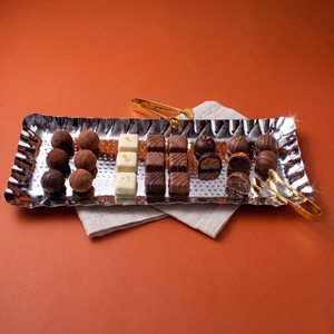 Bandeja Rectangular de Metal Martillado de Lujo para Chocolates, Plato Decorativo Plateado Acanalado, Bandeja para Servir, Centro de Mesa para Hotel - Product Image 6