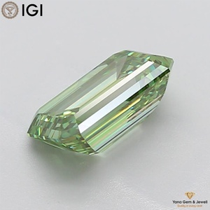 Diamante Cultivado en Laboratorio con Certificado IGI, Corte Esmeralda, Color Verde Intenso de 4.01 Quilates, Claridad VVS2, para Anillo de Obra Maestra - Product Image 6