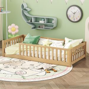 Lit d'enfant Montessori en bois massif pour tout-petits avec barrières de sécurité, vente en gros |   Artisanat Pindel - Product Image 1
