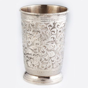 Seau à champagne en argent massif, design antique italien, coupe Julep élégante en argent massif, style urne, coupe à cocktail en métal. - Product Image 4