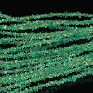 Cuentas de Esmeralda Cruda Zambiana de Calidad AAA de 3.3-5mm, Hilo de 18 Pulgadas para la Fabricación de Joyería - Product Image 1