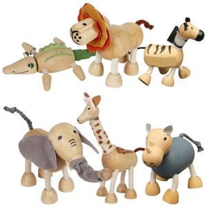 Ensemble de figurines d'éléphants en bois faites à la main |   8-14 cm, design traditionnel, écologique, durable |   Sculptures en bois en gros d'Inde - Product Image 3