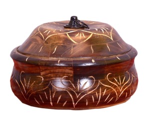 Boîte à roti en bois artisanale avec couvercle rabattable et motif floral découpé, conteneur de rangement pour chapati, plat de service de cuisine, idéal pour mariage, compatible lave-vaisselle - Product Image 2